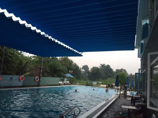 báo giá mái hiên di động, mái bạt che nắng mưa tự cuốn tại tp sơn la. giá lắp đặt trọn gói mái che di động tại tp sơn la.