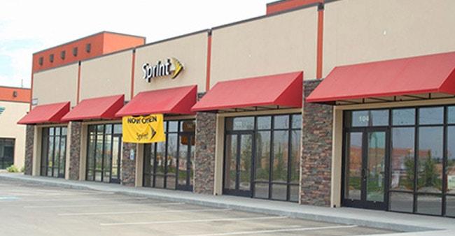 báo giá mái hiên di động, mái bạt che nắng mưa tự cuốn tại nhơn trạch. giá lắp đặt trọn gói mái che di động tại nhơn trạch.