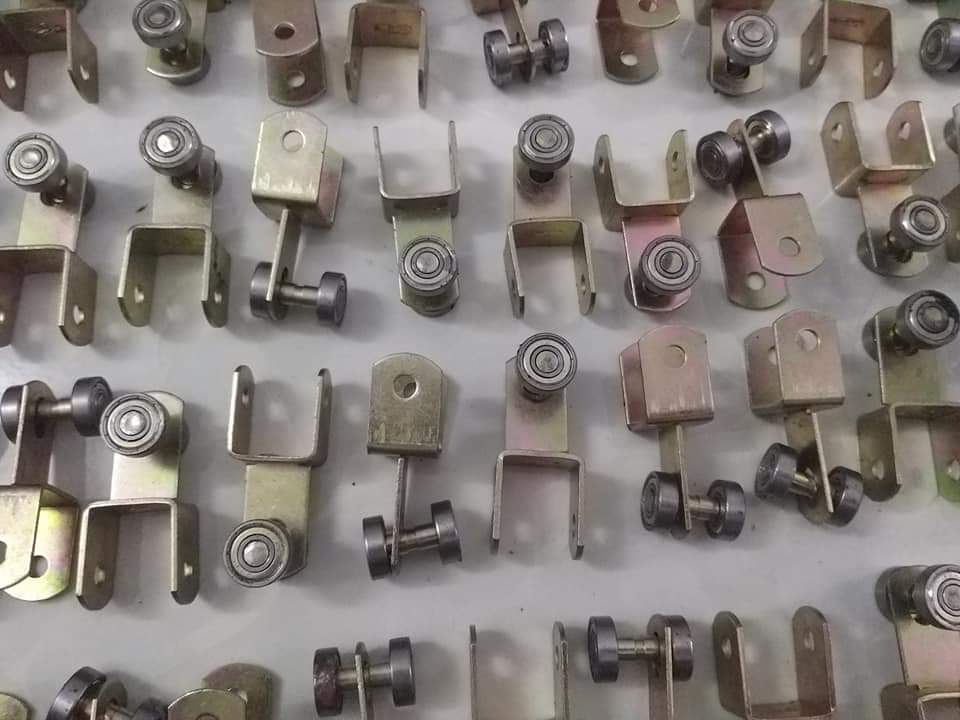 báo giá mái hiên di động, mái bạt che nắng mưa tự cuốn tại tân uyên. giá lắp đặt trọn gói mái che di động tại tân uyên