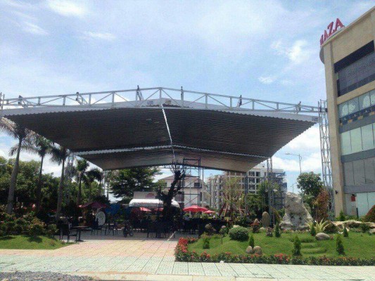 báo giá mái hiên di động, mái bạt che nắng mưa tự cuốn tại tp tuyên quang. giá lắp đặt trọn gói mái che di động tại tuyên quang