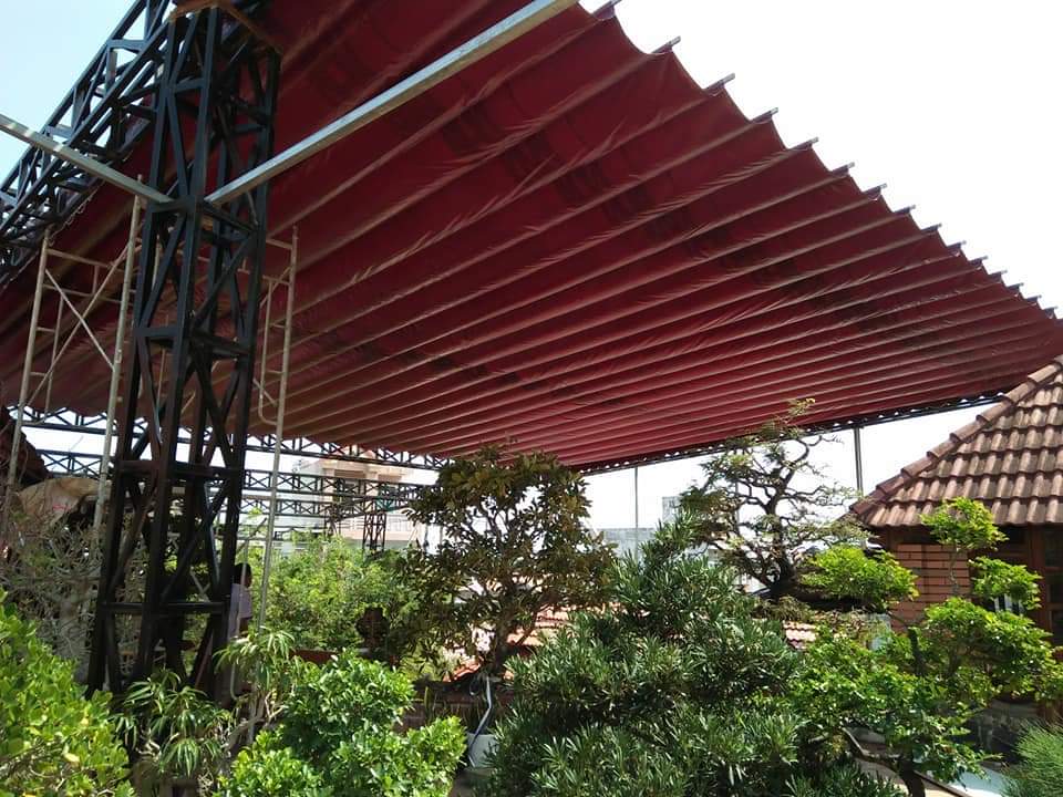 báo giá thiết kế lắp đặt mái che di động khu resot, mái xếp bạt kéo lượn sóng khu resot