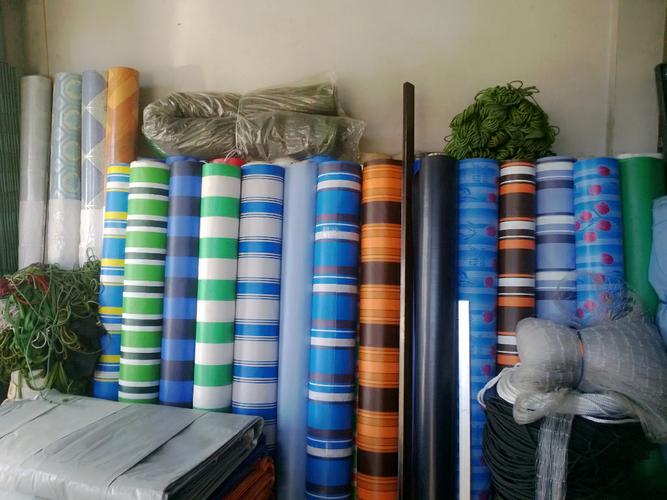 báo giá mái hiên di động, mái bạt che nắng mưa tự cuốn tại quận 11. giá lắp đặt trọn gói mái che di động tại quận 11