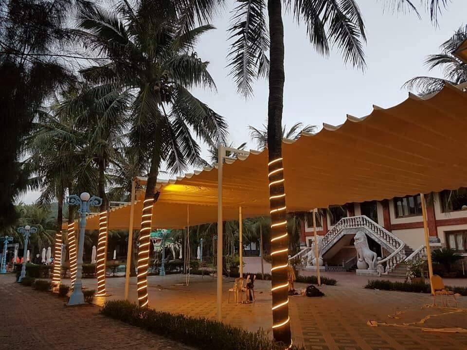 báo giá thiết kế lắp đặt mái che di động quán cafe, mái xếp bạt kéo lượn sóng quán cafe
