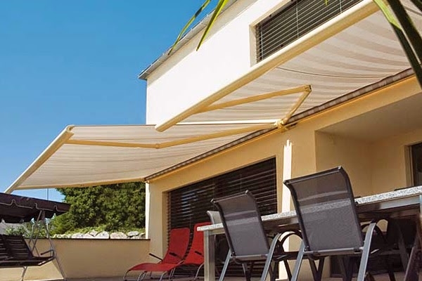 báo giá thiết kế lắp đặt mái che di động cửa hàng, mái xếp bạt kéo lượn sóng cửa hàng