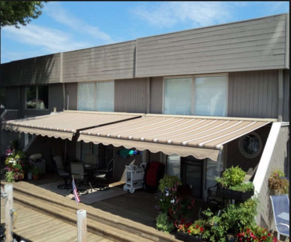 báo giá mái hiên di động, mái bạt che nắng mưa tự cuốn quận tân bình. giá lắp đặt trọn gói mái che di động tại quận tân bình