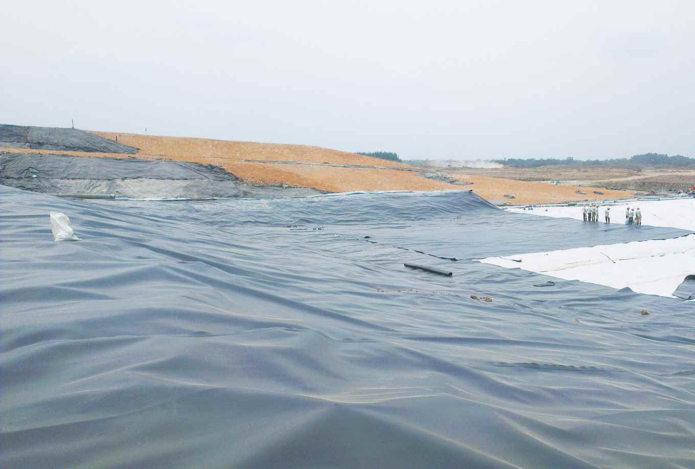 bạt lót hồ tôm ao tôm | bảng giá màng chống thấm HDPE mới nhất 2020