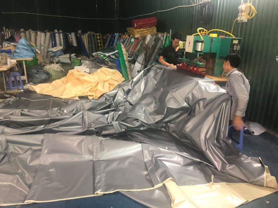 Chuyên cung cấp nhận in may ép vải bạt mái hiên mái xếp theo yêu cầu, gia công thay bạt mái che tại cao bằng