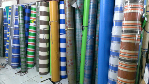 báo giá mái hiên di động, mái bạt che nắng mưa tự cuốn tại quận 3. giá lắp đặt trọn gói mái che di động tại quận 3