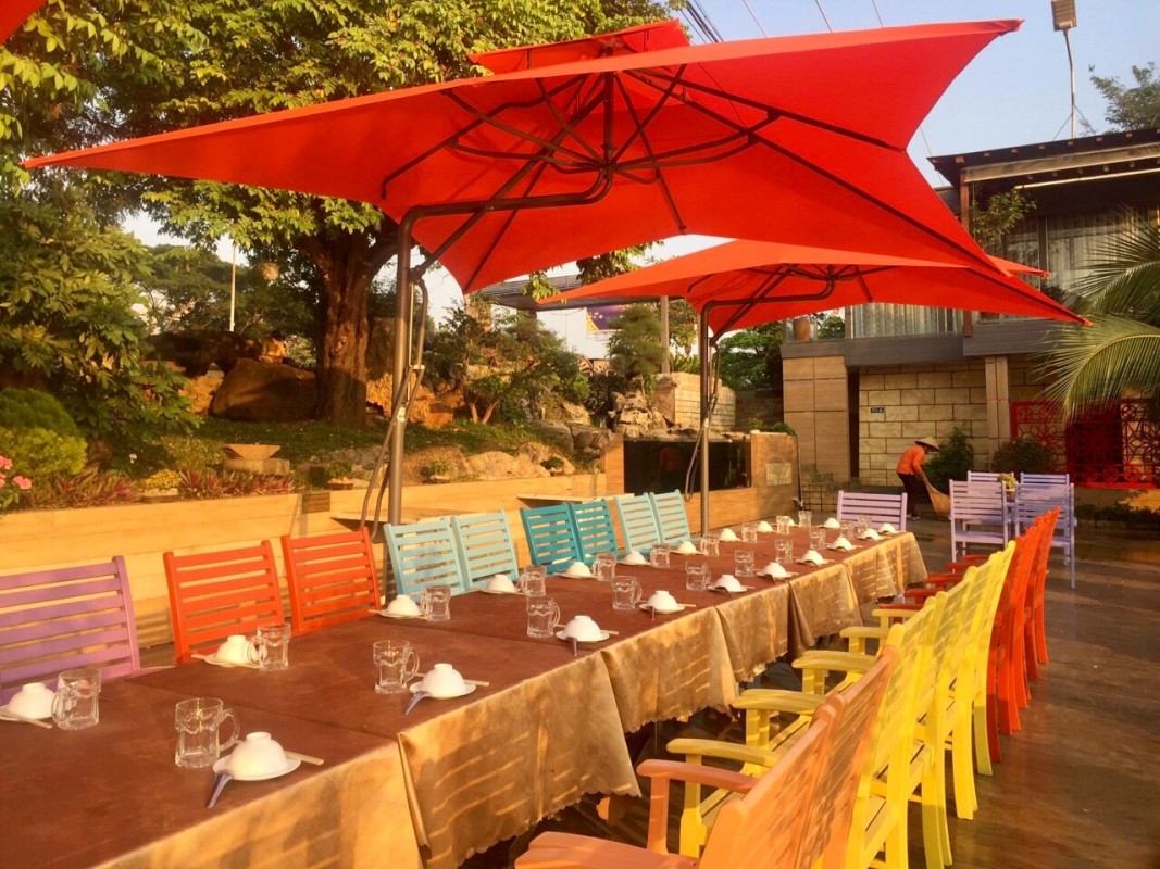 Bảng giá bán dù che nắng tại huyện bàu bàng, bán dù lệch tâm giá rẻ tại huyện bàu bàng bình dương