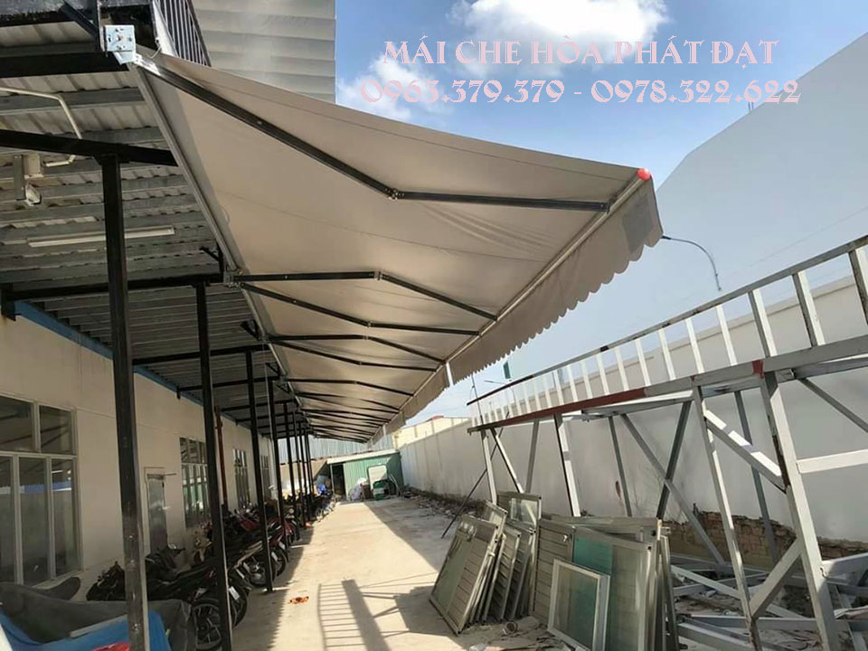 hình ảnh : lắp đặt mái bạt xếp bạt kéo lượn sóng di động hòa phát đạt hình ảnh : lắp đặt mái bạt xếp bạt kéo lượn sóng di động hòa phát đạt