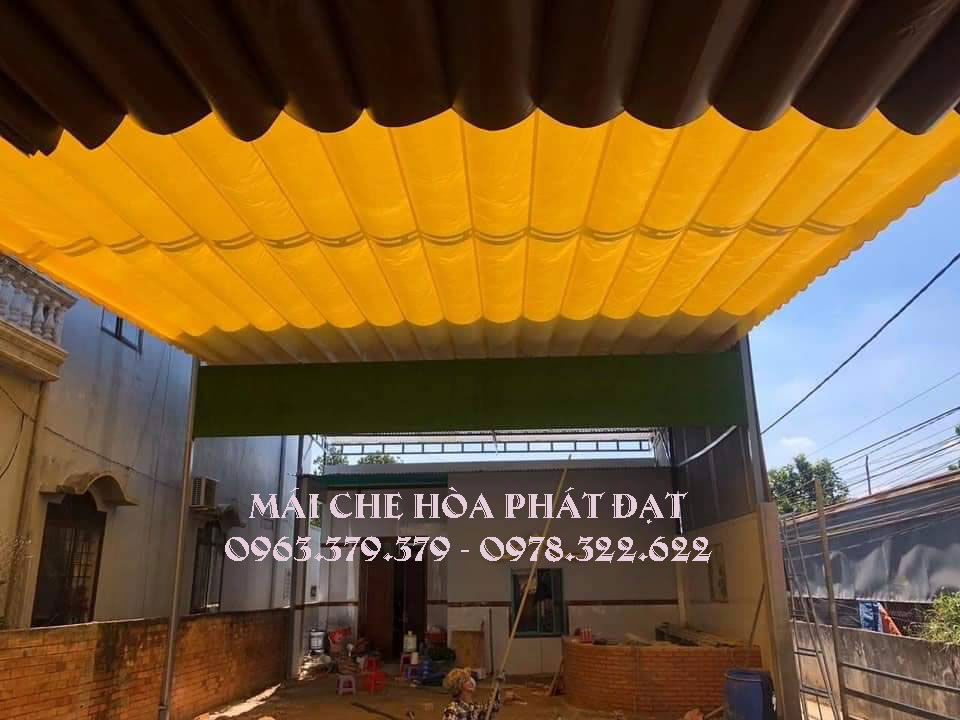 hình ảnh : lắp đặt mái bạt xếp bạt kéo lượn sóng di động hòa phát đạt