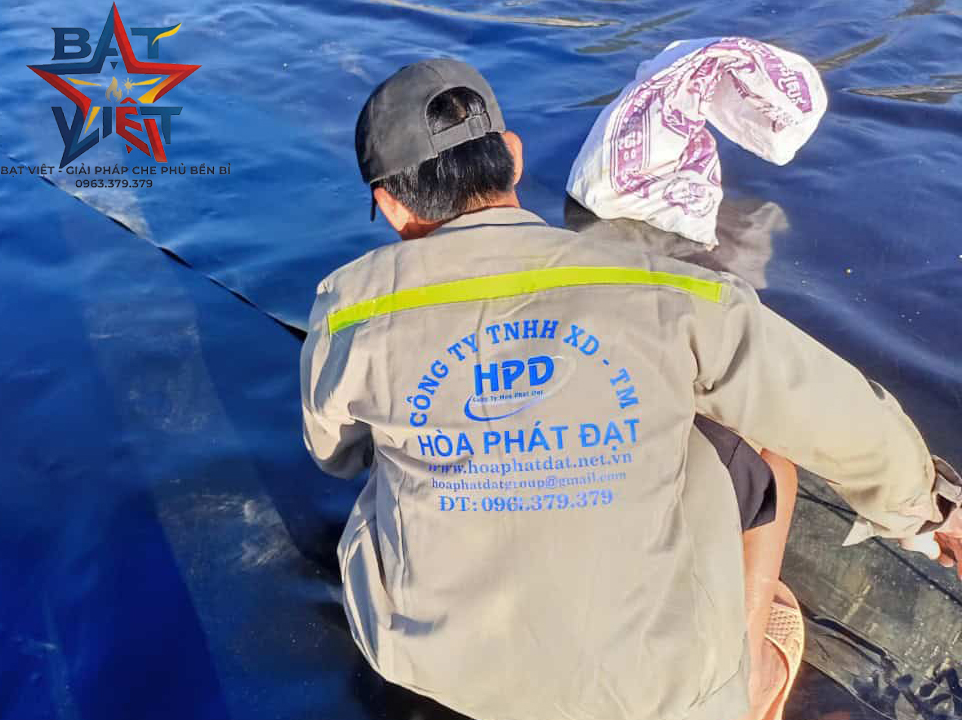 Thi công lắp đặt bạt lót ao hồ